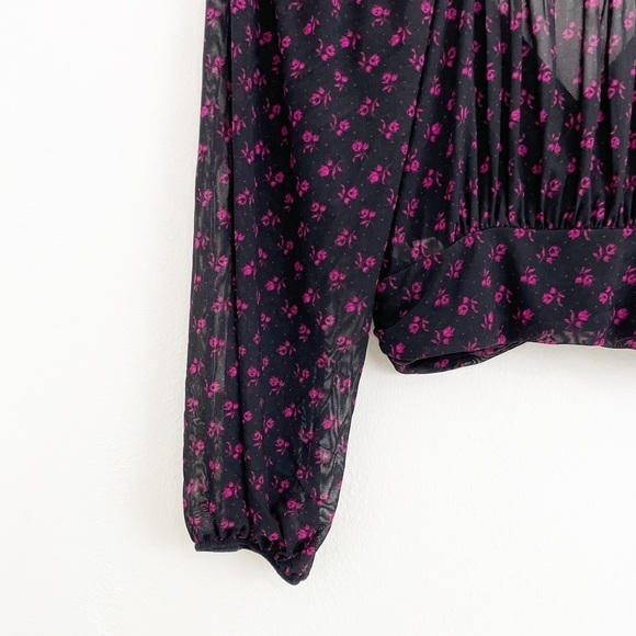 Free People Boho Black Floral Cropped Long Sleeve Top Size Medium - Picture 13 of 16